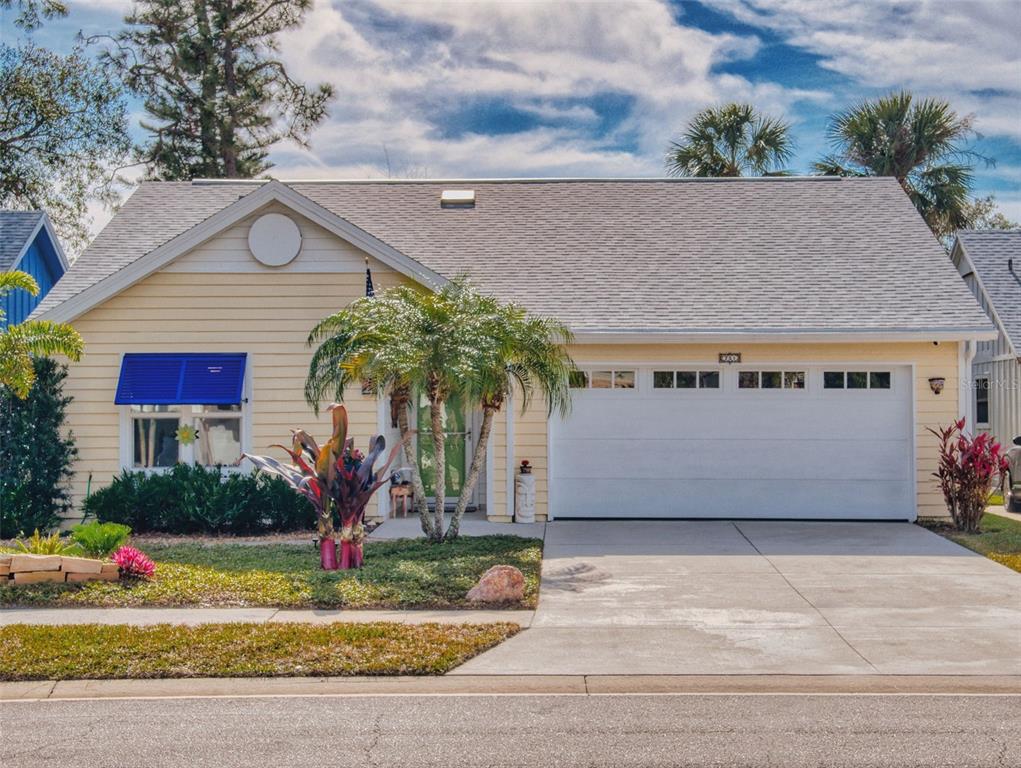 751 PINE SHORES CIRCLE