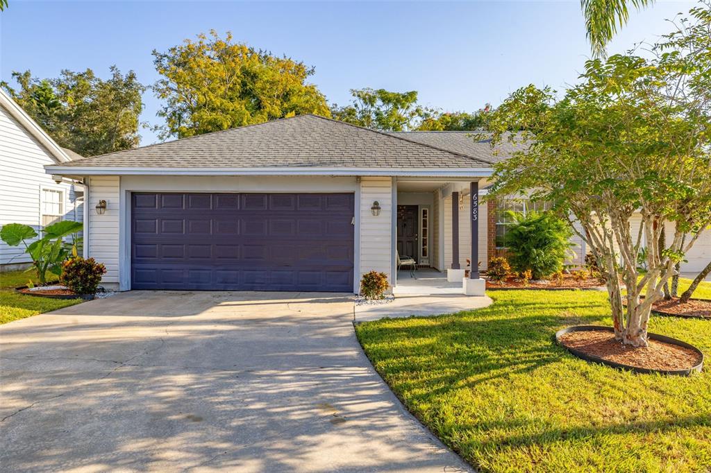 6583 GROSVENOR LANE