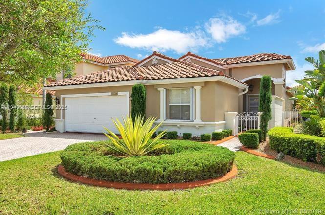 13466 SW 144th Ter, Miami FL 33186