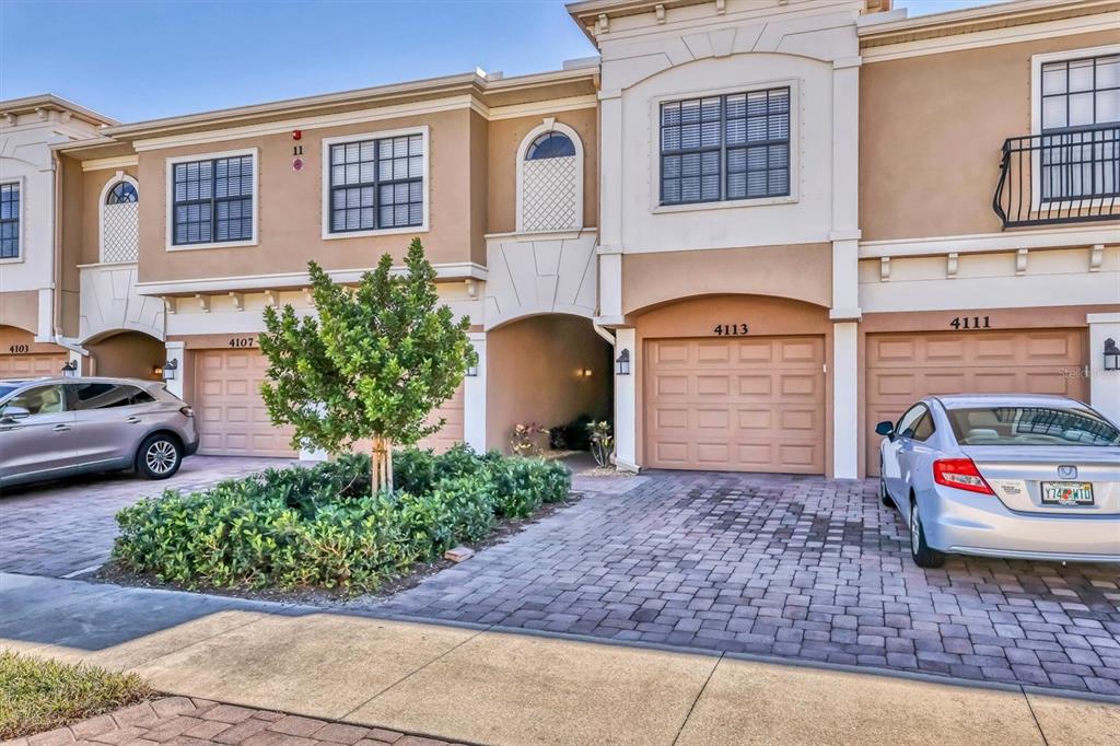 4113 OVERTURE CIRCLE