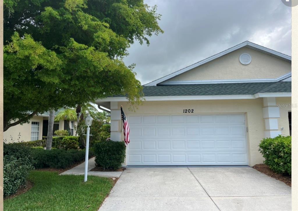 1202 AUBURN COVE CIRCLE