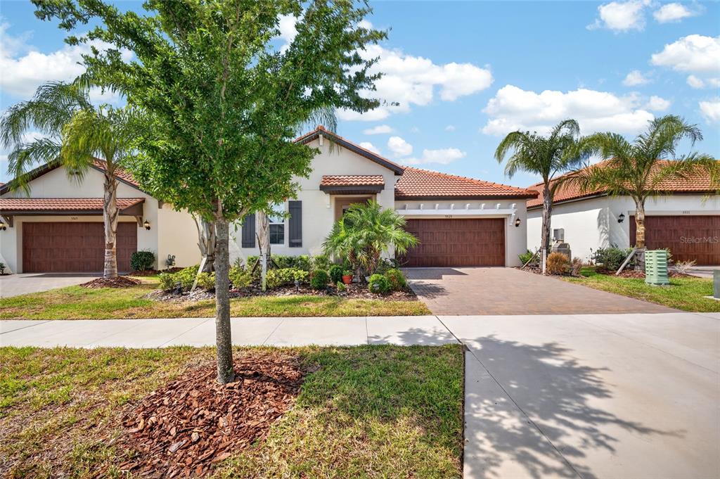 5513 LITTLE PATH DRIVE