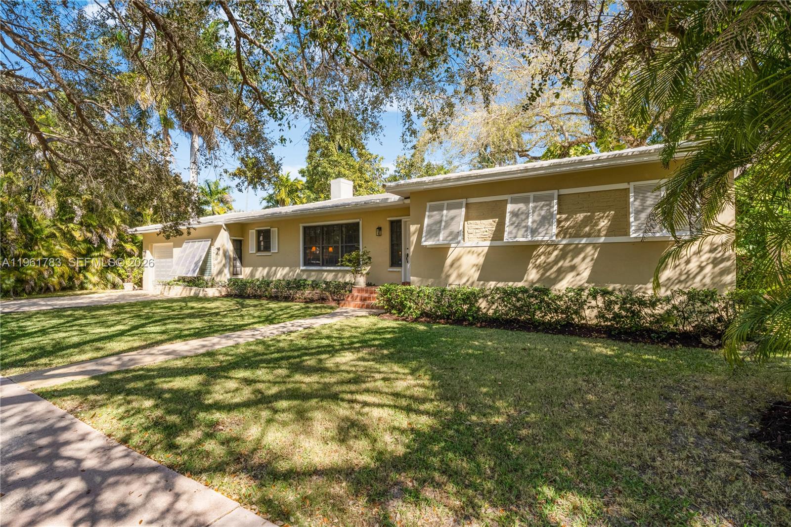 6901 Altamira St, Coral Gables FL 33146