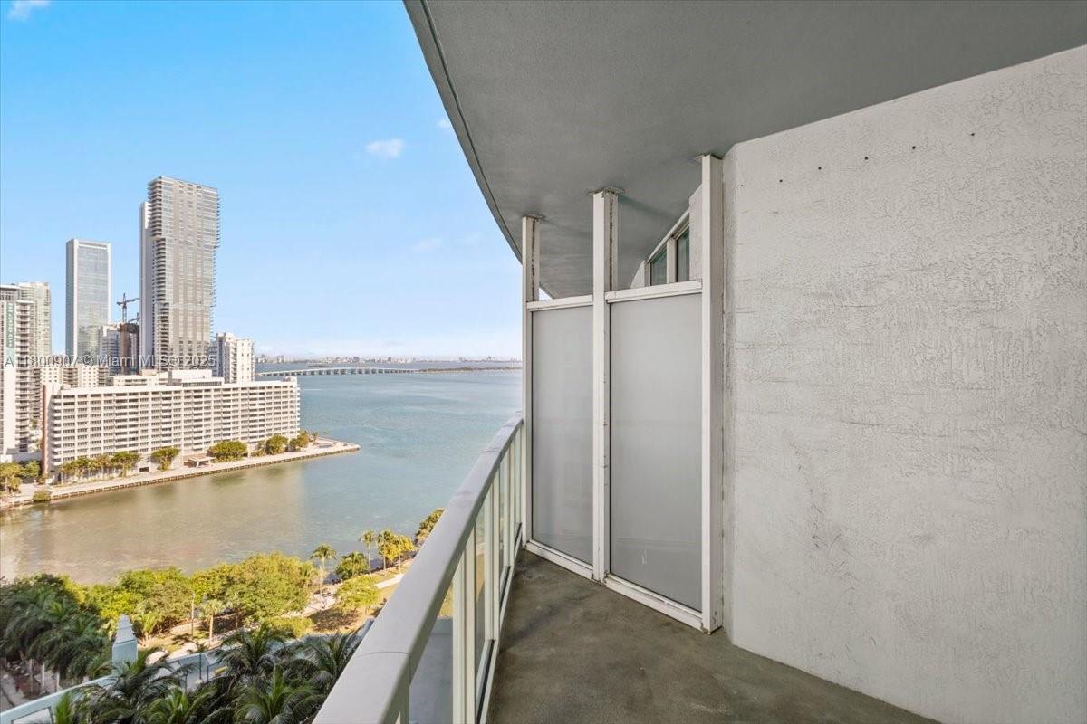 1900 N Bayshore Dr # 1810, Miami FL 33132