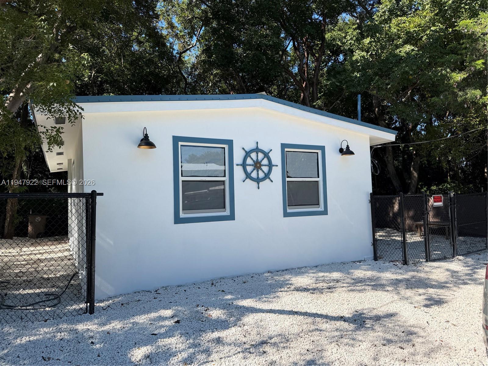 113 Poinciana Dr, Key Largo FL 33037