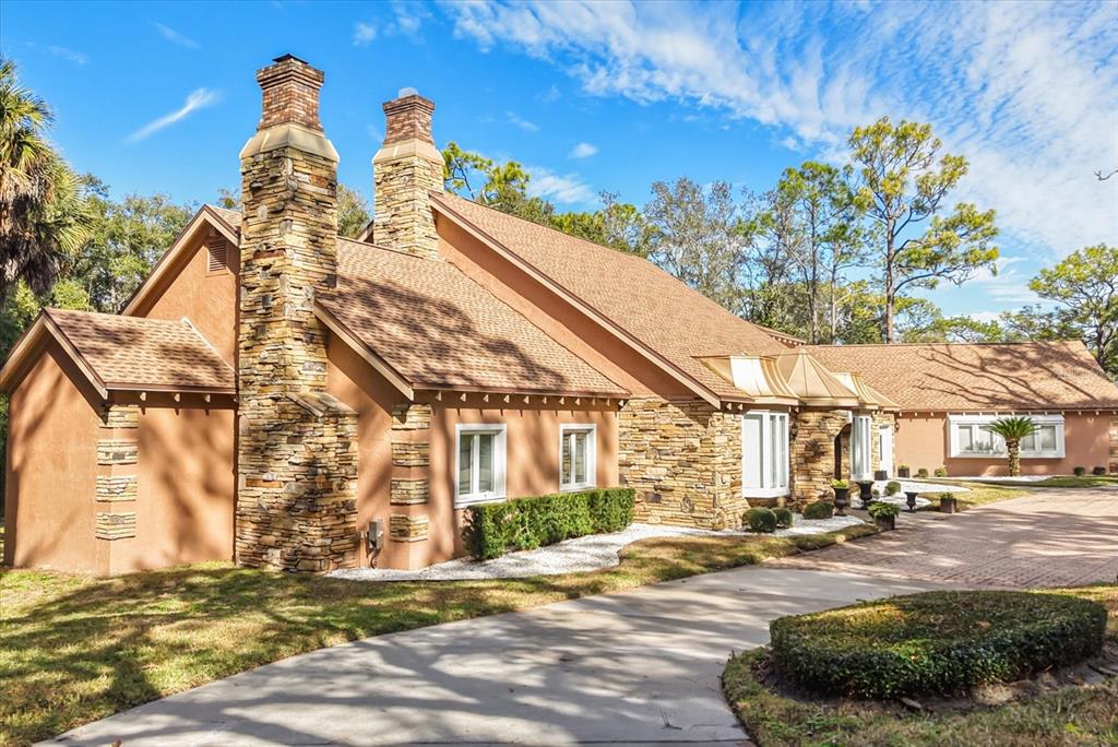 301 MAGNOLIA LAKE
