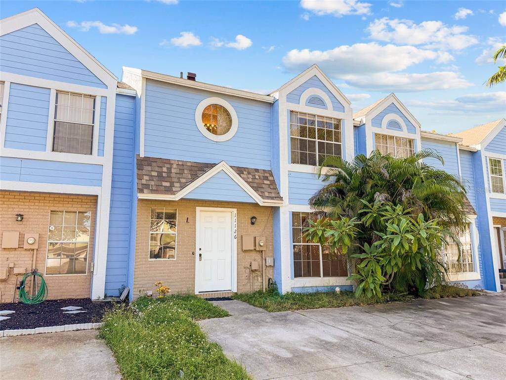 11126 ESSEX RIDGE COURT