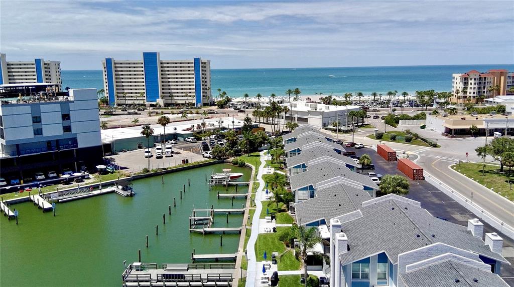 179 MEDALLION BLVD UNIT C, MADEIRA BEACH, FL — photo 4 of 30