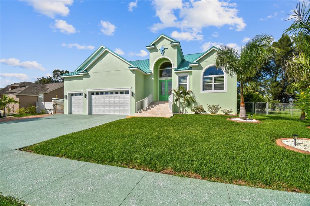 711 EAGLE LANE, APOLLO BEACH, FL — photo 2 of 30