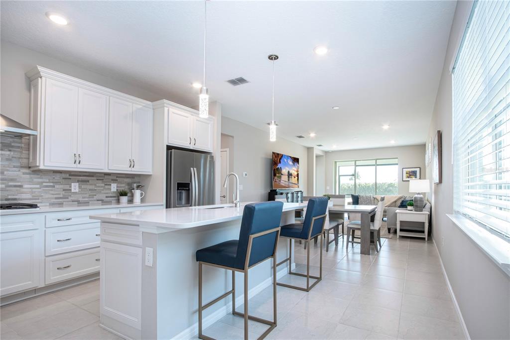 8333 OCEAN TIDES COVE, PARRISH, FL — photo 2 of 30