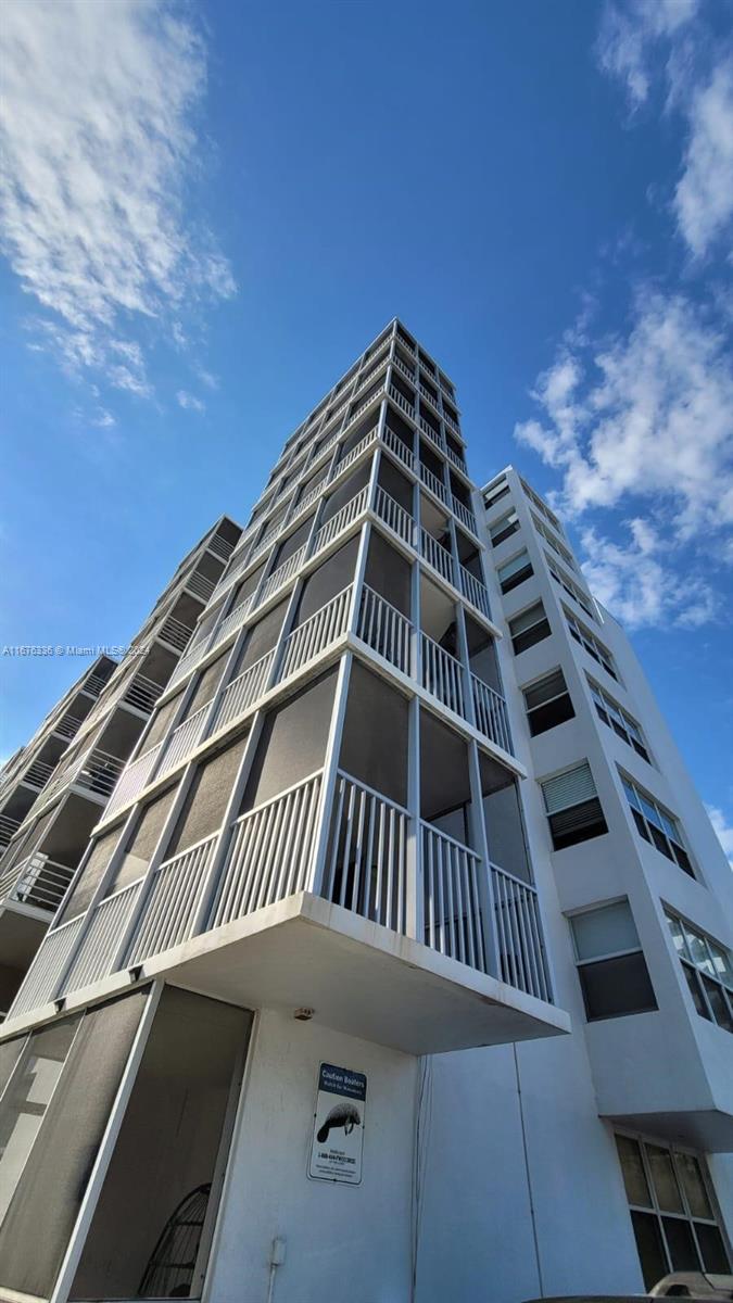 3660 NE 166th St # 610, North Miami Beach FL 33160