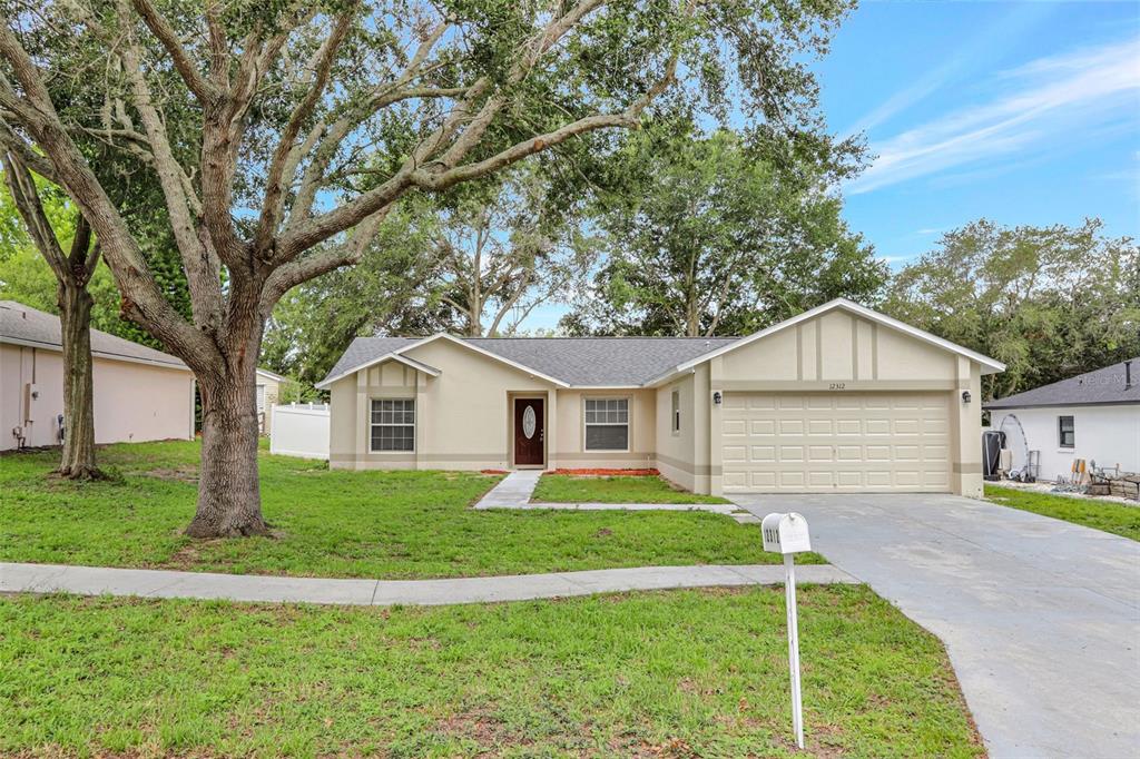 12312 WOODGLEN CIRCLE