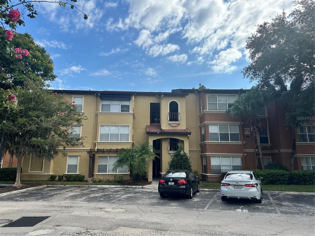 5124 CONROY ROAD UNIT 11