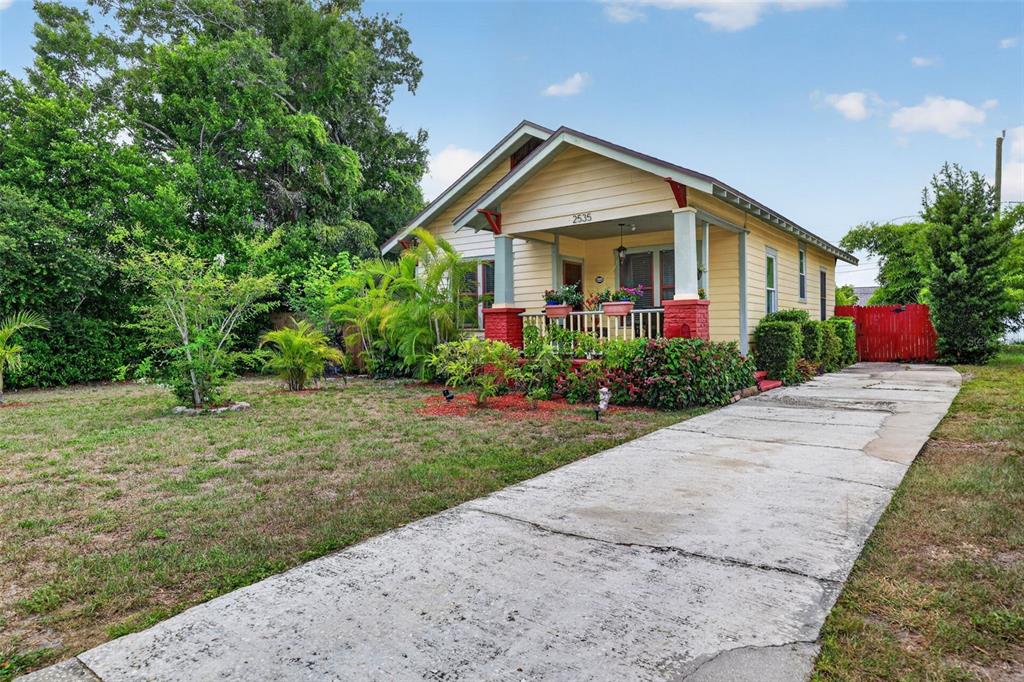 2535 15TH AVENUE N, ST PETERSBURG, FL — photo 2 of 30