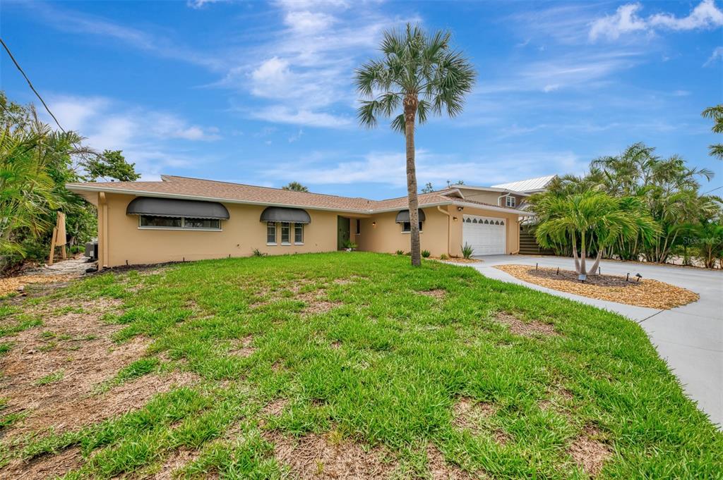4946 COMMONWEALTH DRIVE, SARASOTA, FL — photo 4 of 30
