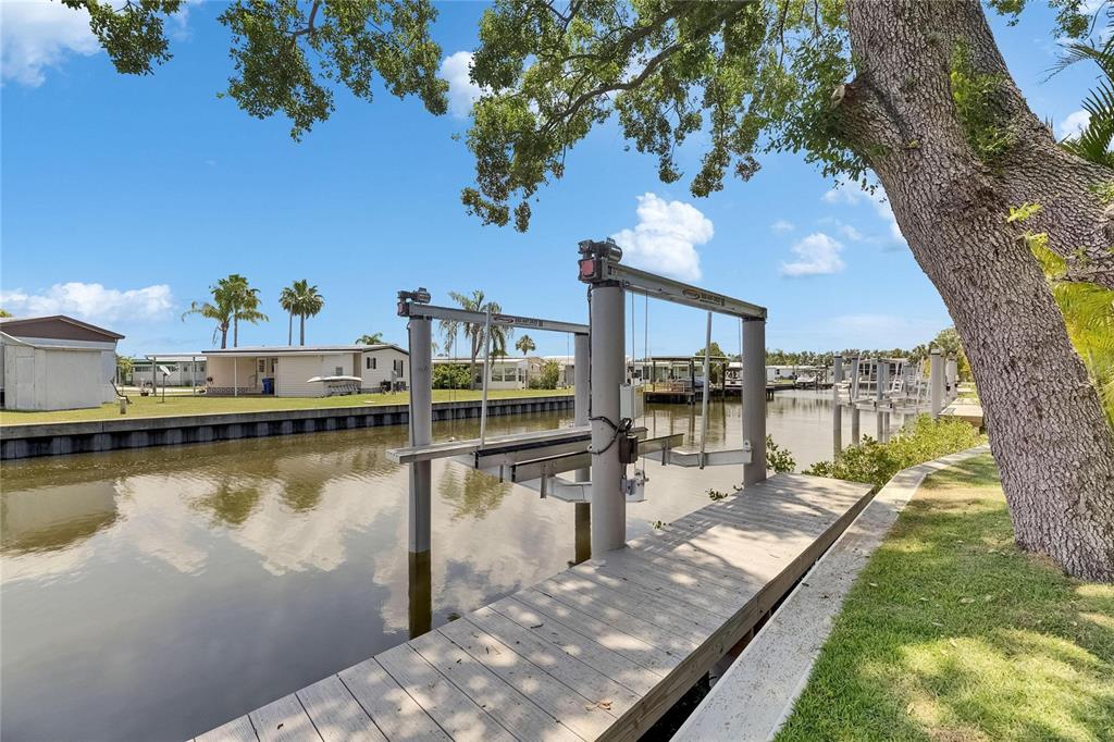 6532 SIMONE SHORES CIRCLE, APOLLO BEACH, FL — photo 4 of 30
