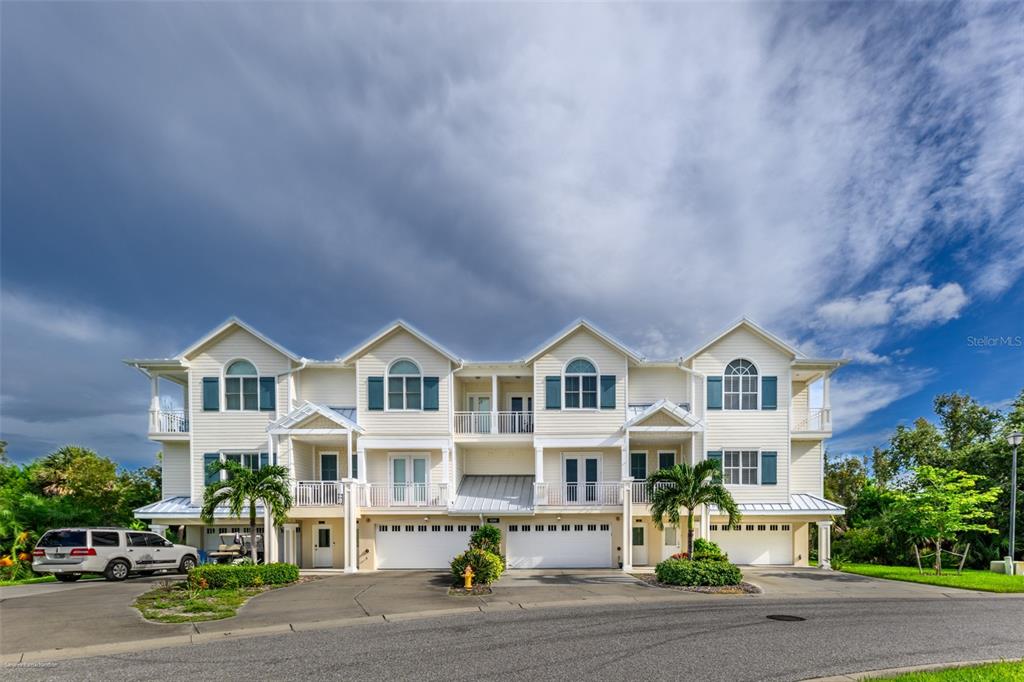 10300 TARPON LANDINGS TERRACE UNIT 4