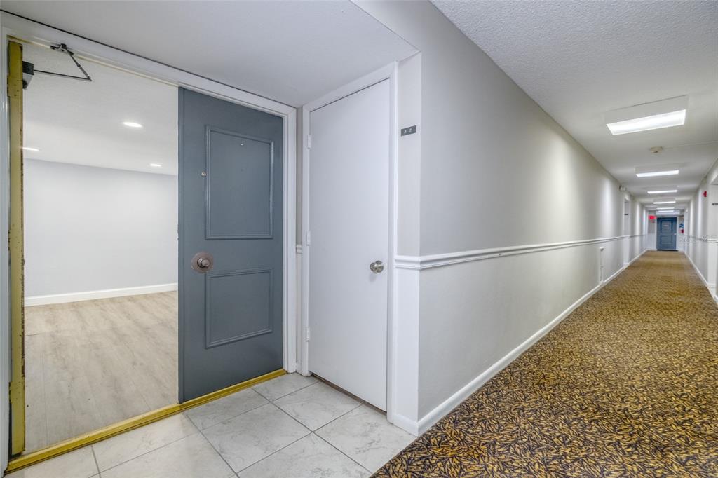 220 BELLEVIEW BOULEVARD UNIT 812, BELLEAIR, FL — photo 4 of 30