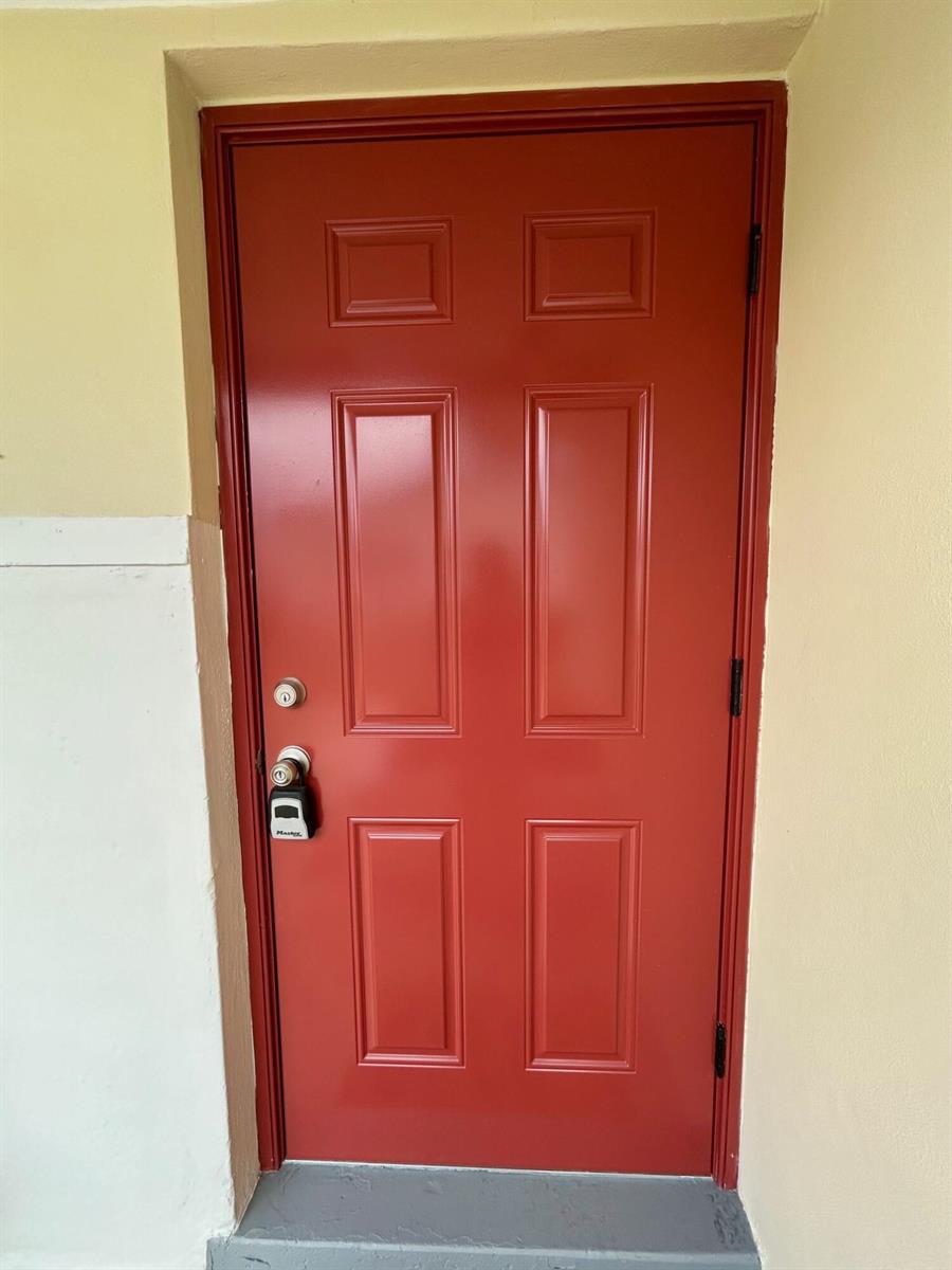 2878 Ashley Drive E # G, West Palm Beach FL 33415