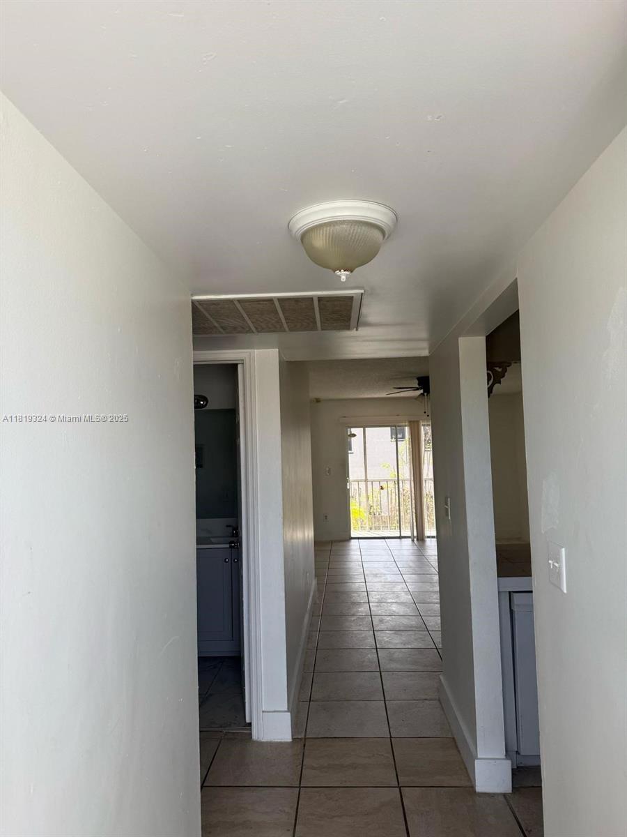438 NE 210th Cir Ter # 4B, Miami FL 33179