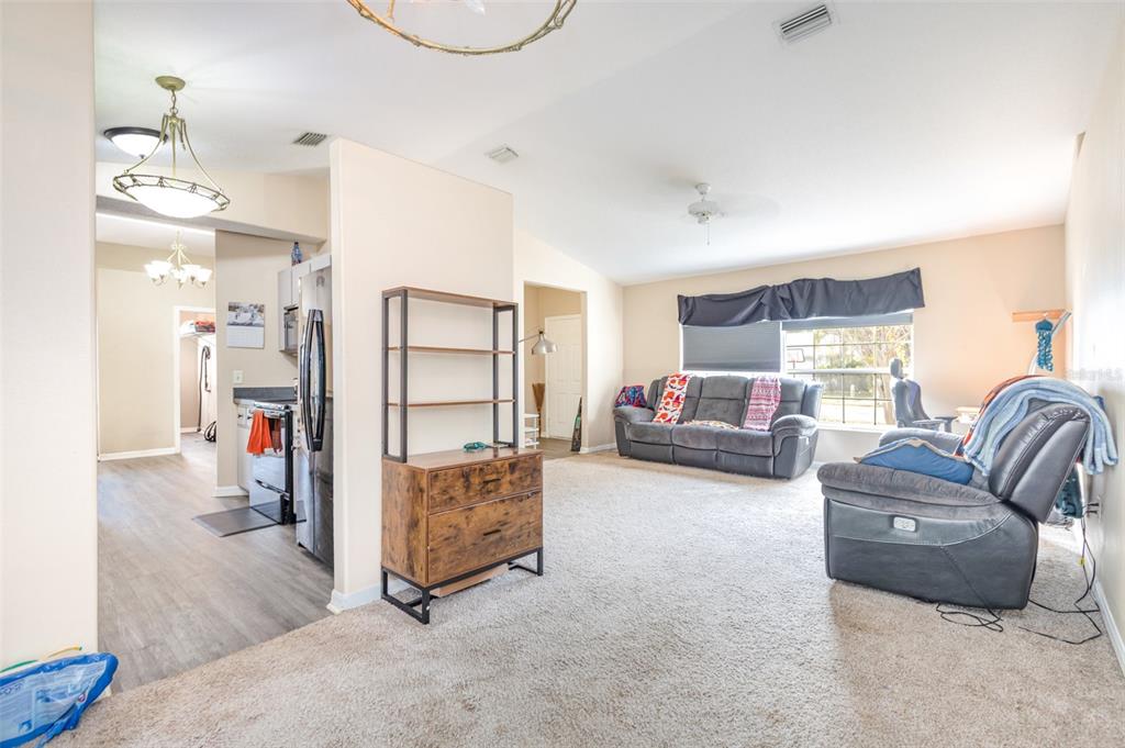 4907 21ST WAY E, BRADENTON, FL — photo 4 of 16