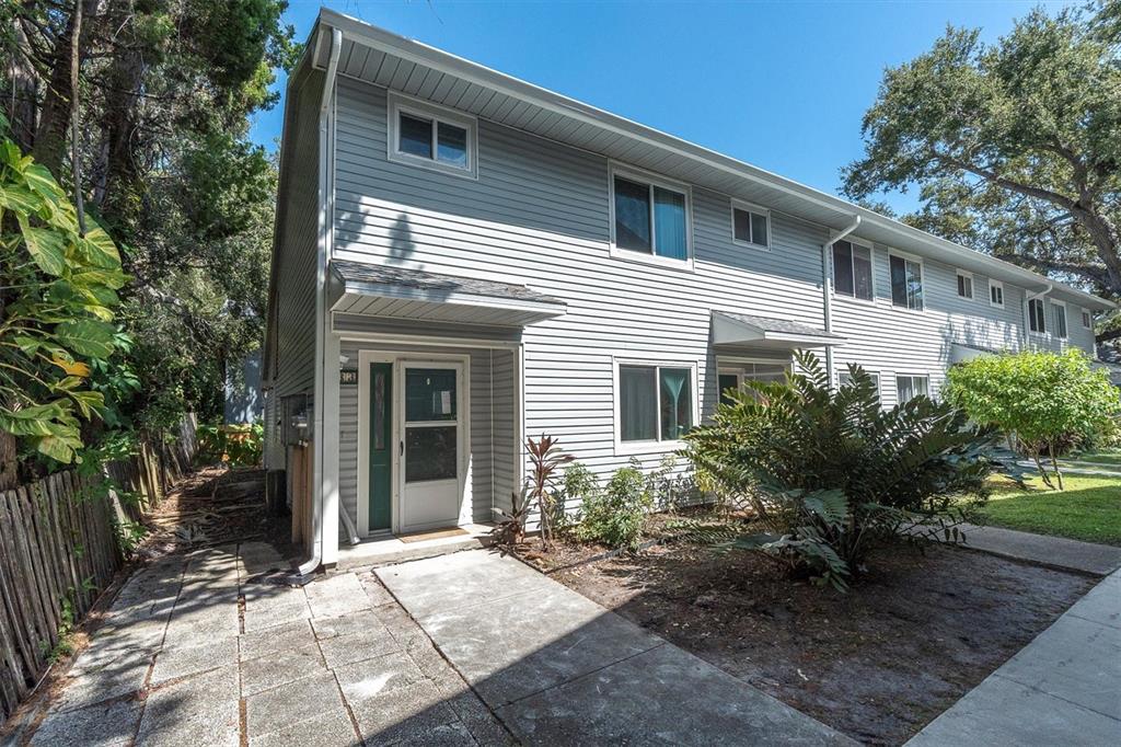 500 NEW YORK AVENUE UNIT 33