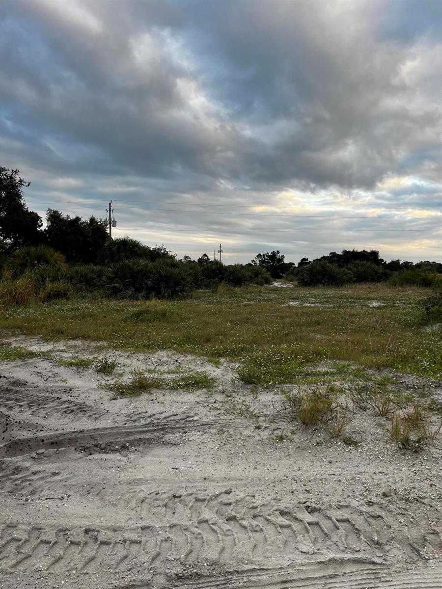 SEBASTIAN, FL — photo 4 of 5