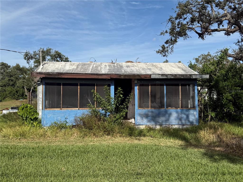 916 PINEY POINT ROAD