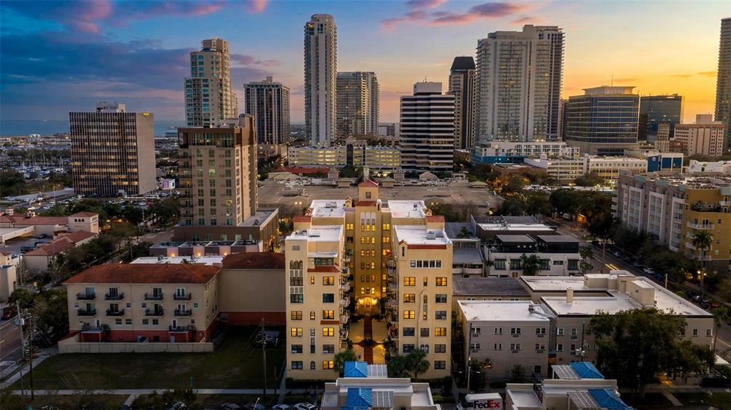 130 4TH AVENUE N UNIT 602