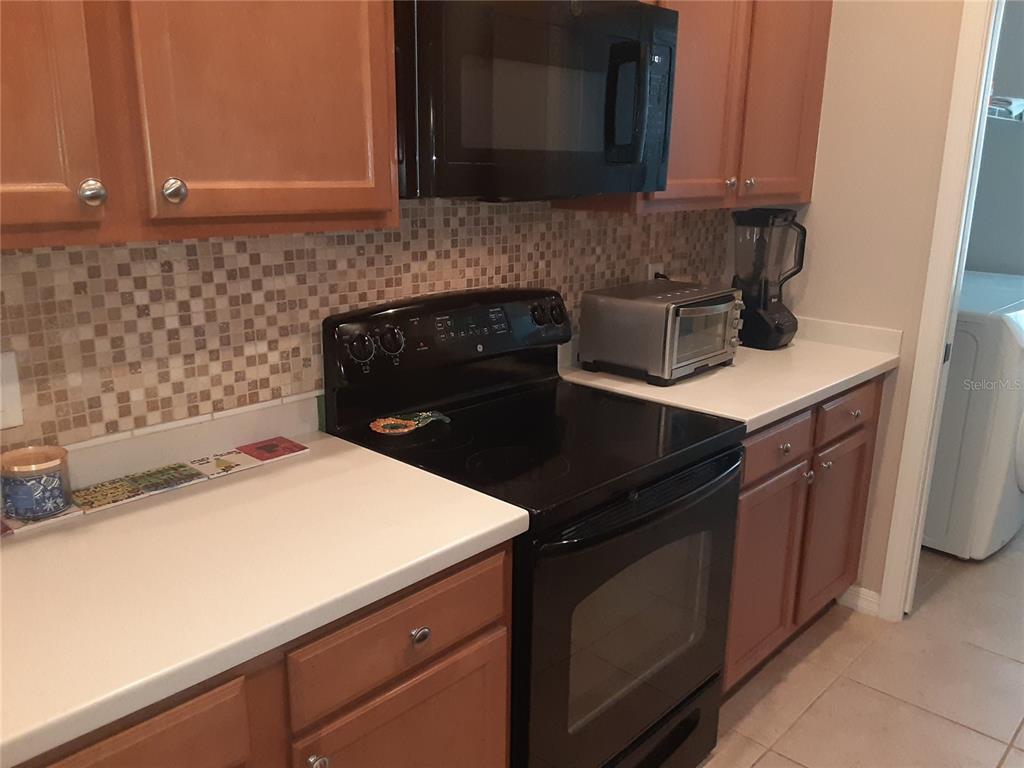 3716 82ND AVENUE CIRCLE E UNIT 102, SARASOTA, FL — photo 4 of 23