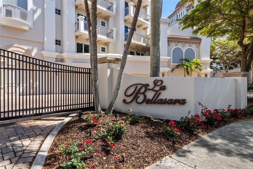 464 GOLDEN GATE POINT UNIT 703, SARASOTA, FL — photo 4 of 30