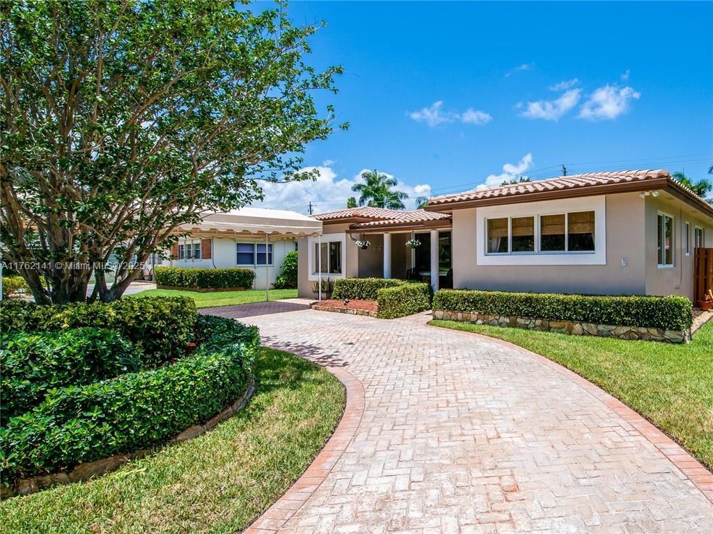 939 Washington St, Hollywood FL 33019
