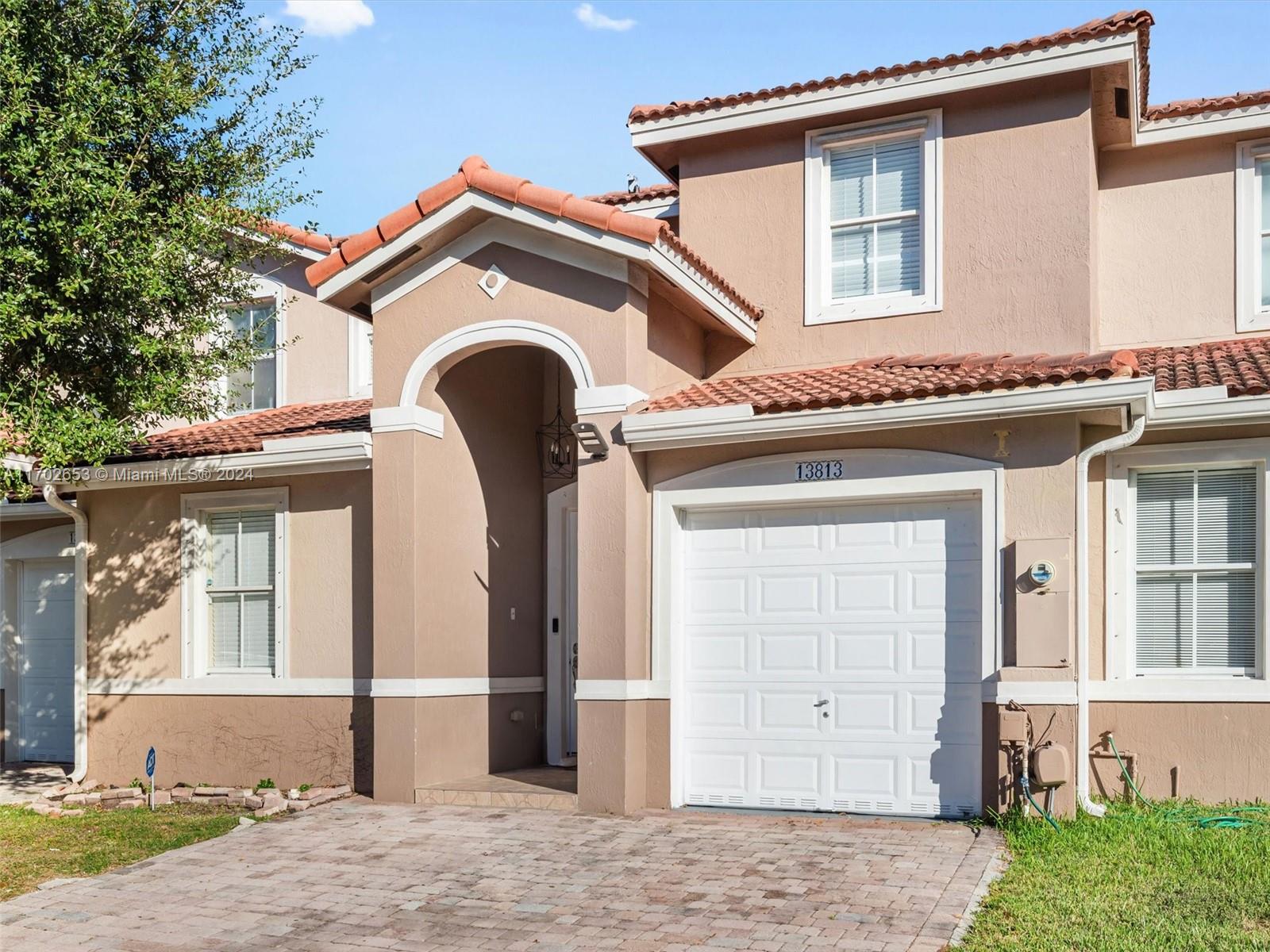 13813 SW 275th Ter, Homestead FL 33032