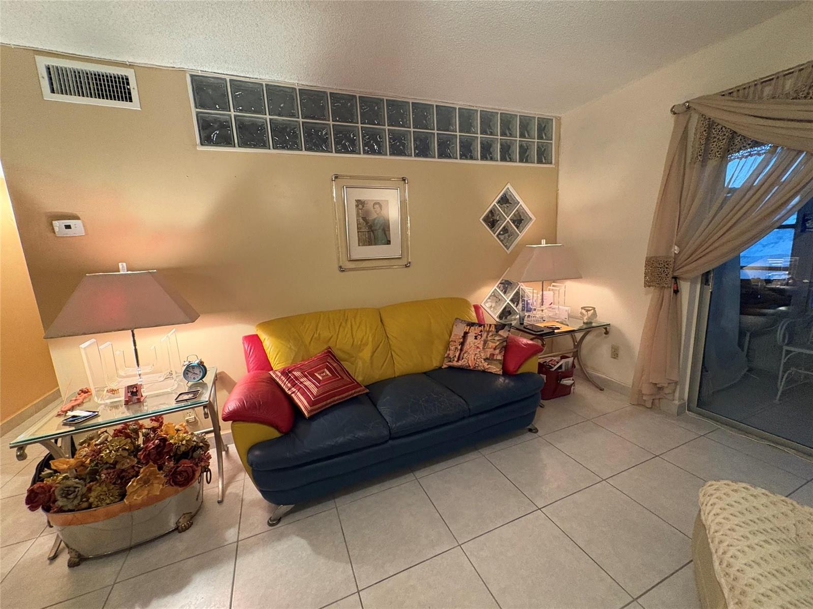 NORTH LAUDERDALE, FL — photo 5 of 18