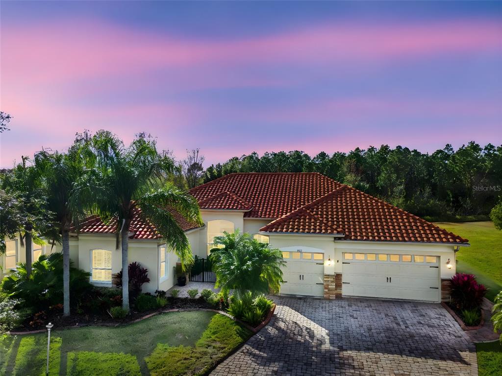 1233 CAMBRIA BEND