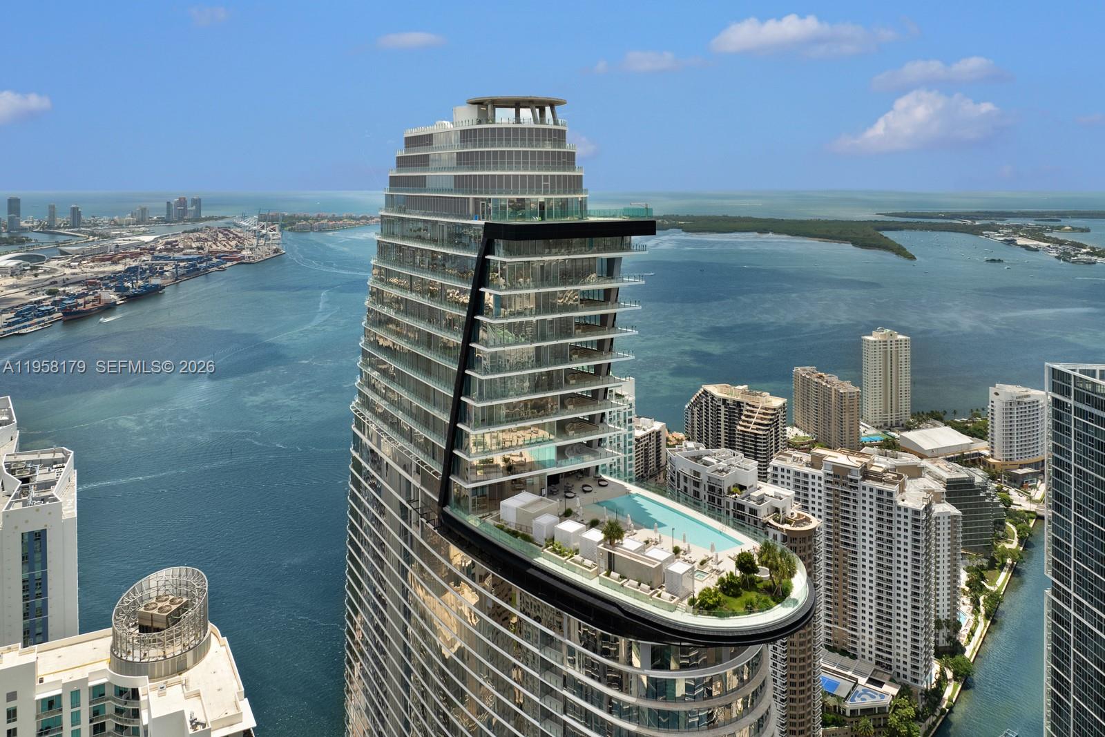 300 Biscayne Boulevard Way, Miami FL 33131