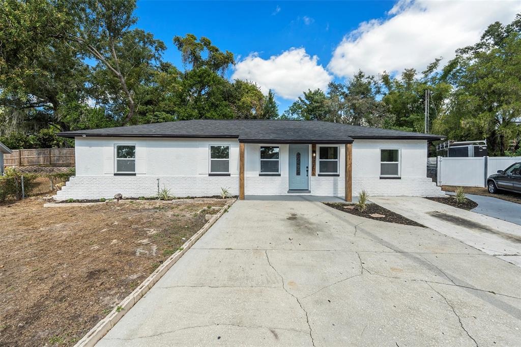 7106 LYNWOOD DRIVE