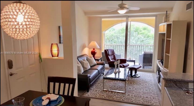 4105 Residence DR # 117, Fort Myers FL 33901