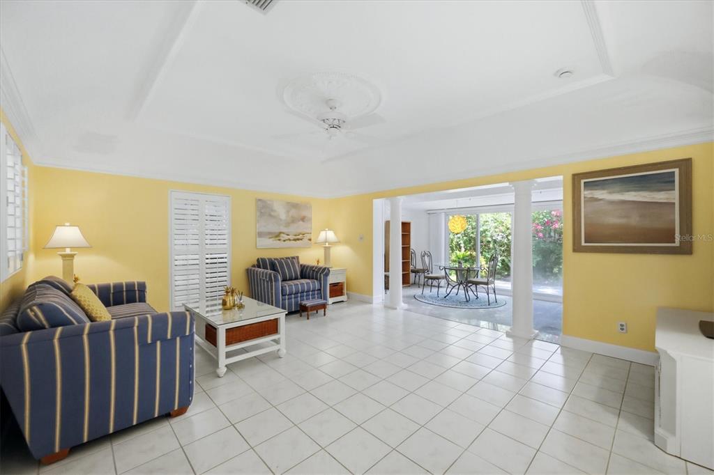 8 BERMUDA CIRCLE UNIT 54, ENGLEWOOD, FL — photo 4 of 30