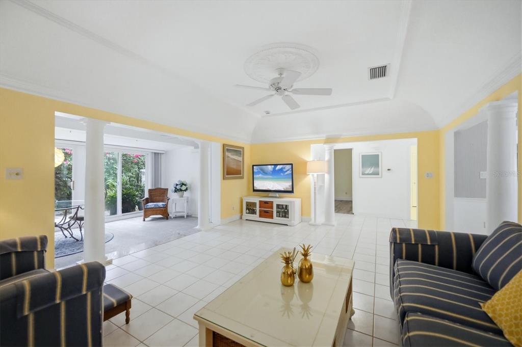 8 BERMUDA CIRCLE UNIT 54, ENGLEWOOD, FL — photo 5 of 30