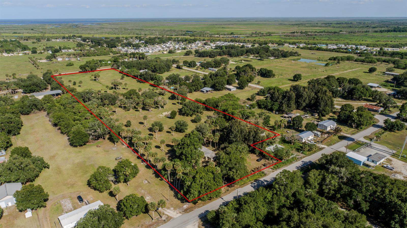 1100 Red Barn Rd N W, Moore Haven FL 33471
