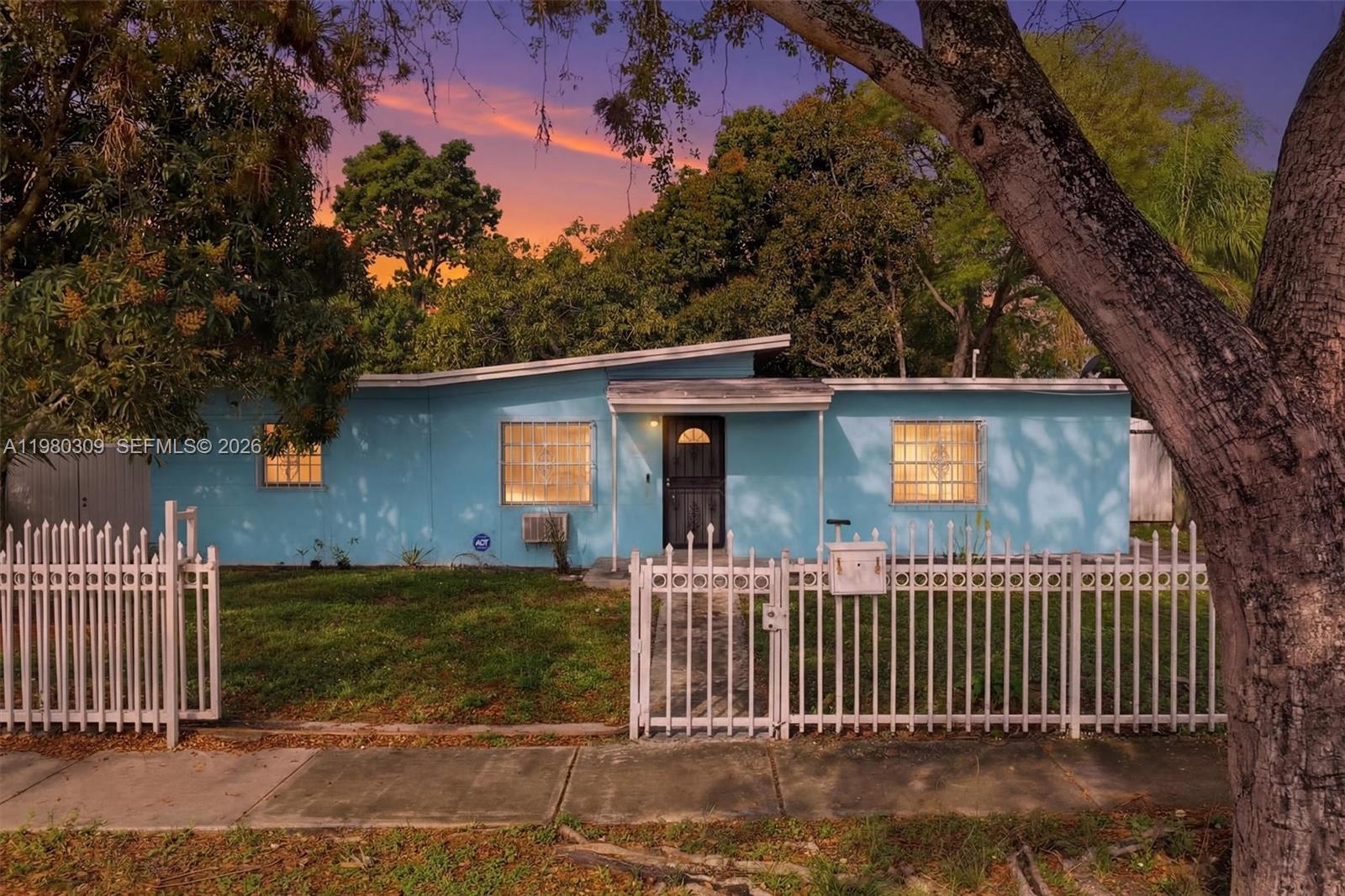 14250 NW 5th Ave, North Miami FL 33168