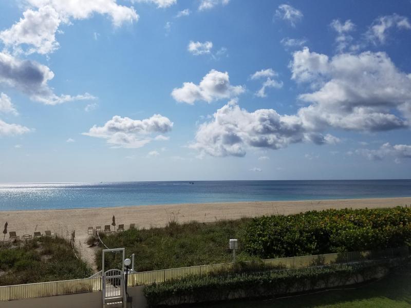 2565 S Ocean Boulevard # 2250, Palm Beach FL 33480