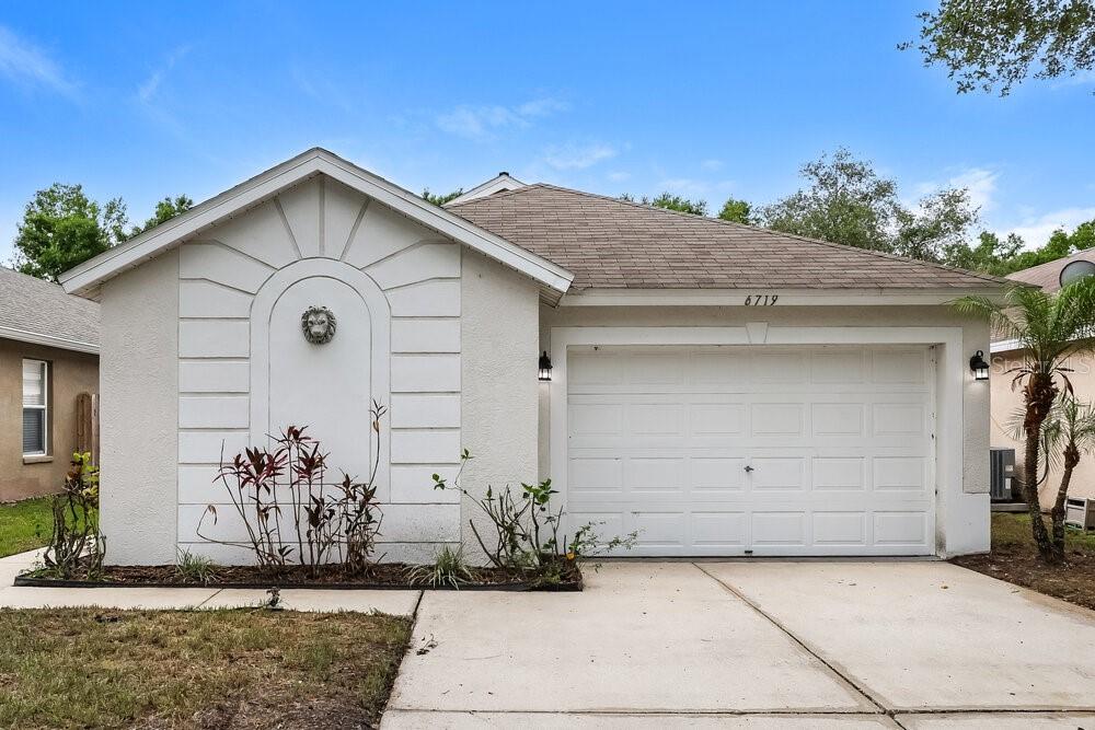 6719 SUMMER COVE DRIVE