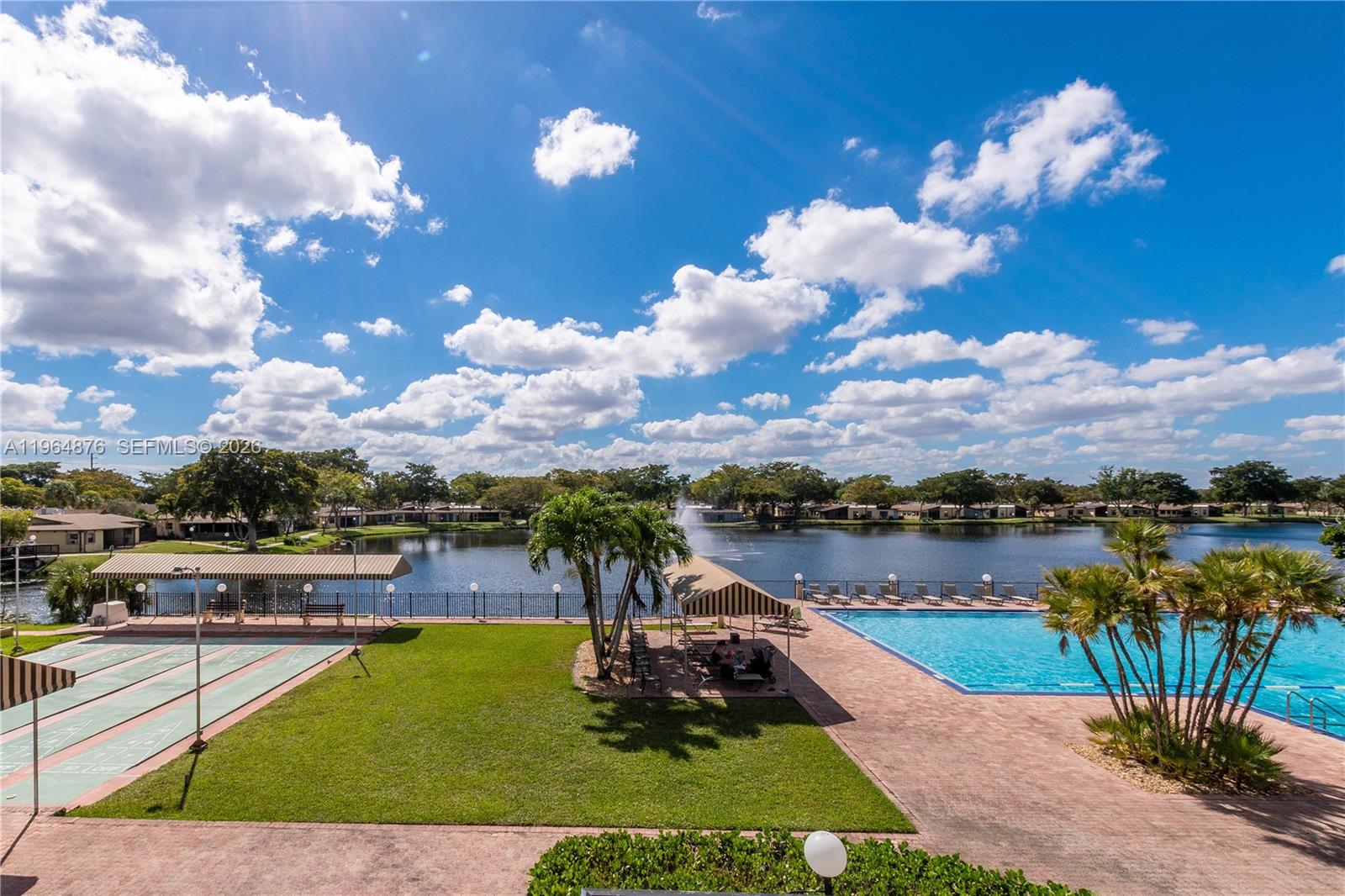 250 Gate Rd # 257, Hollywood FL 33024