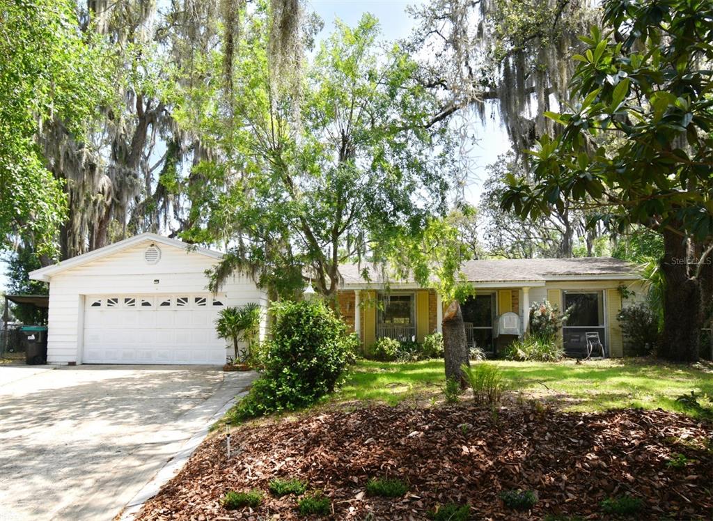 6105 LOST TREE COURT
