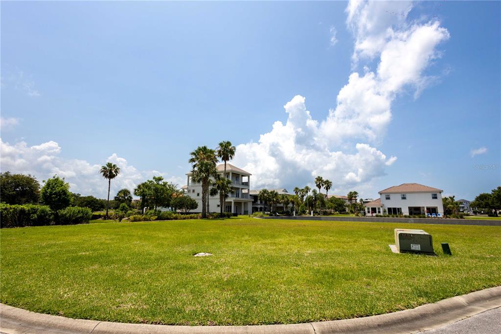 8 SCHOONER CIRCLE