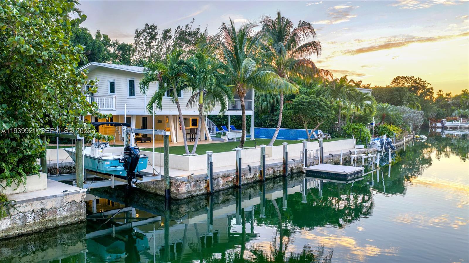 150 Rushton Ln, Tavernier FL 33070
