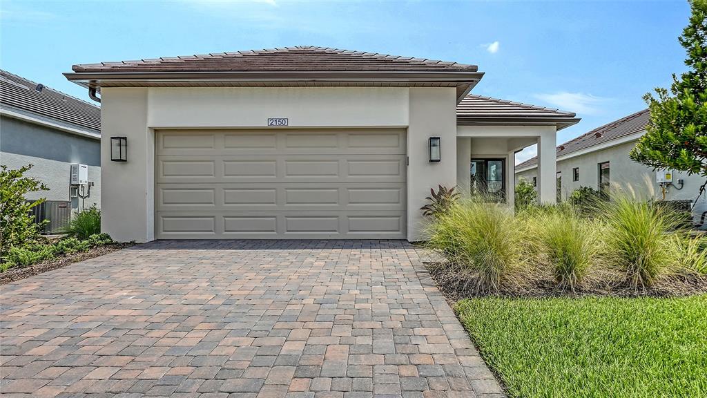 2150 BAMBOO PALM COVE