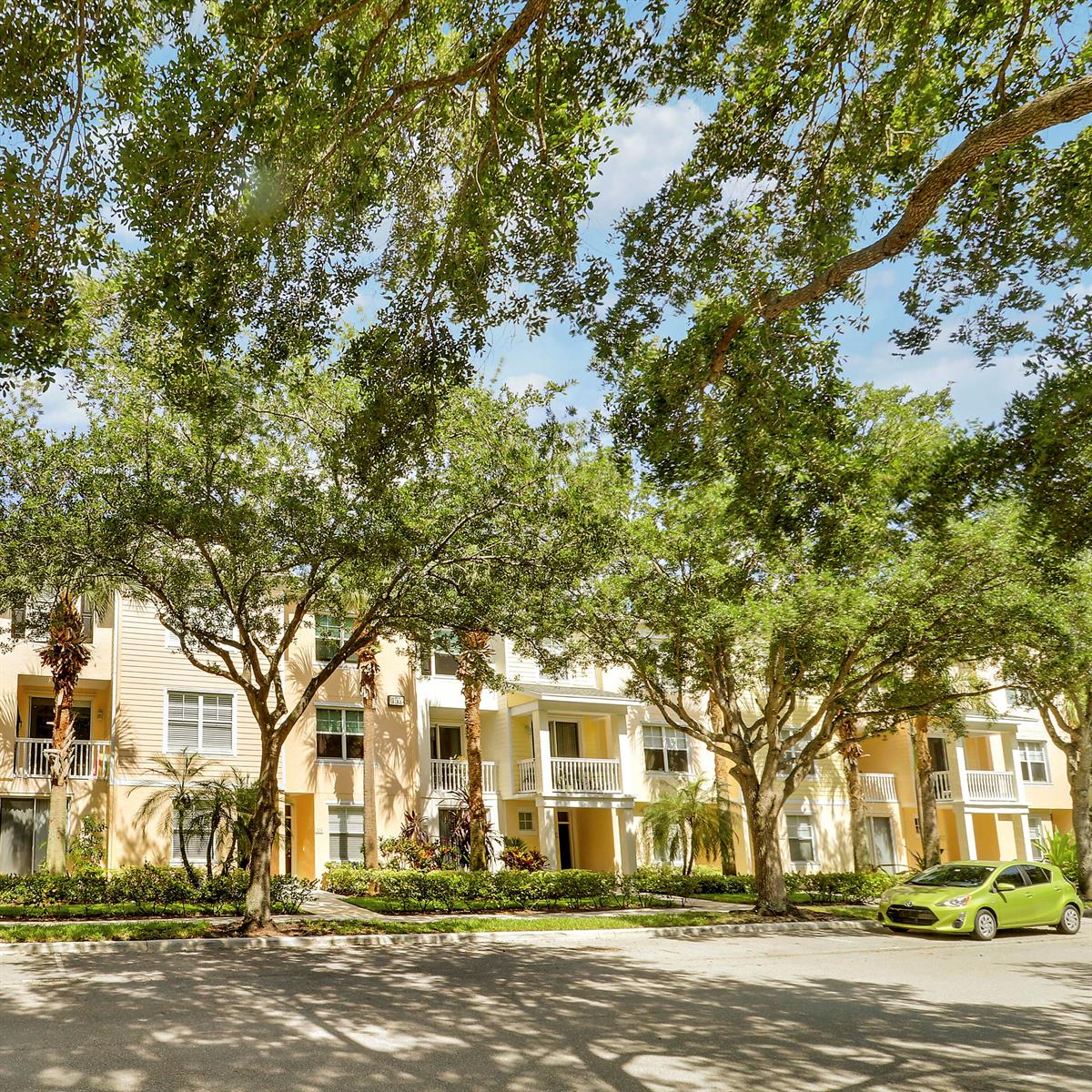 155 Galicia Way # 204, Jupiter FL 33458